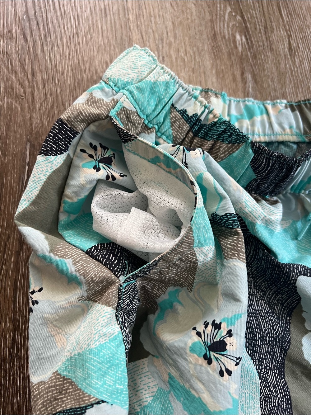 Patagonia Aqua Floral Elastic-Waist Athletic Shorts - Picture 5 of 5